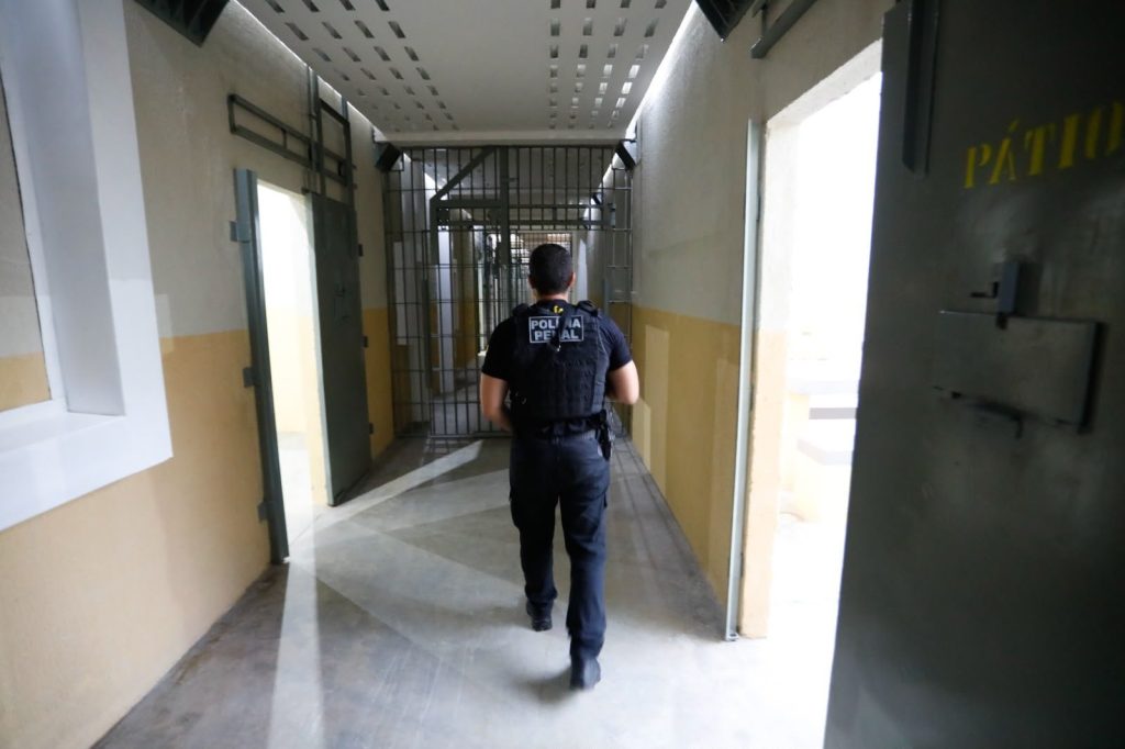 Estado de Pernambuco contrata empresa responsável pela organização do concurso público da Polícia Penal.