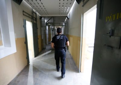 Estado de Pernambuco contrata empresa responsável pela organização do concurso público da Polícia Penal.