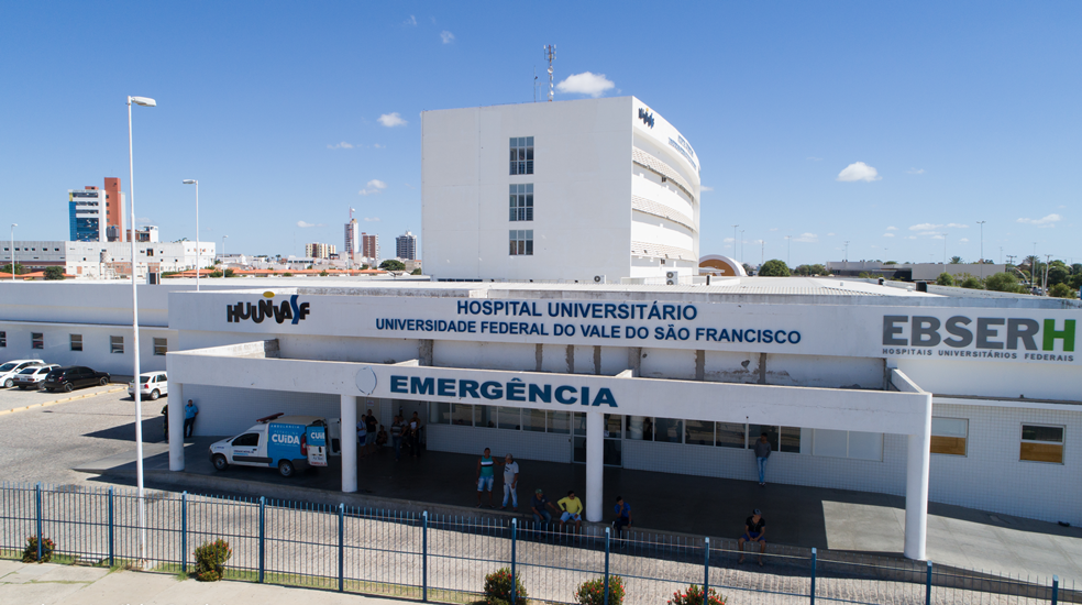 Hospital Universitário afirma que é responsabilidade da prefeitura fornecer refeições para técnicos após reclamação