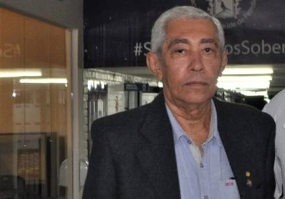 Jornalista Luiz Manoel falece aos 77 anos em Juazeiro, impactando a comunicação local. Jornalista Luiz Manoel falece aos 77 anos em Juazeiro, impactando a comunicação local.
