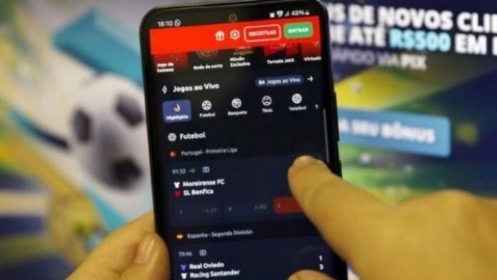 Lula deve assinar Medida Provisória nesta sexta-feira (25) para acabar com as apostas online.