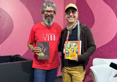 Maviael Melo, poeta e cantor, lança livro na Bienal de SP e se encontra com Zeca Baleiro Maviael Melo, poeta e cantor, lança livro na Bienal de SP e se encontra com Zeca Baleiro