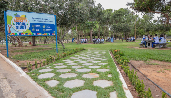 Orientações para aproveitar a área de piquenique no Parque Josepha Coelho em Petrolina (PE)
