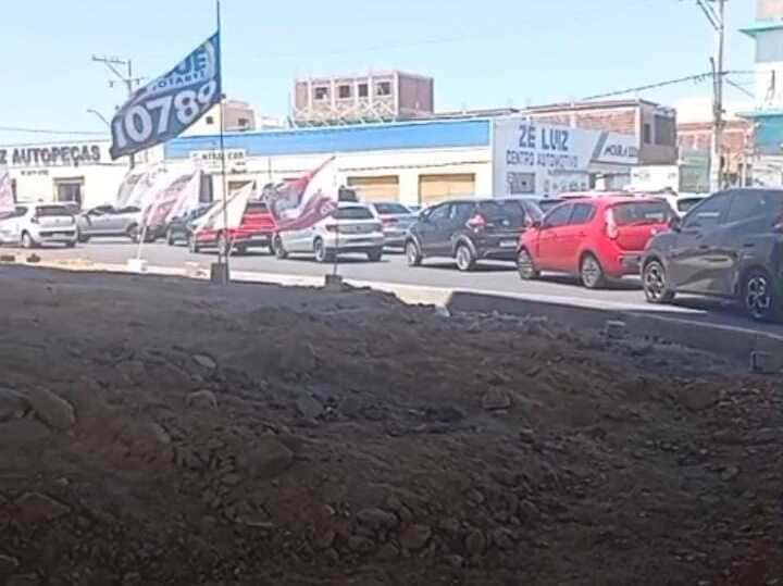 Pão em caminhão causa tráfego intenso em ambas as direções da Ponte Presidente Dutra