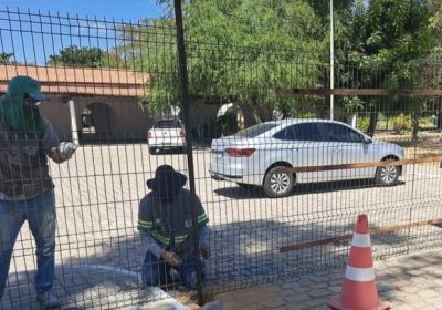 Parte do telhado do Centro de Convivência da Univasf em Juazeiro (BA) desaba e causa interdição do local