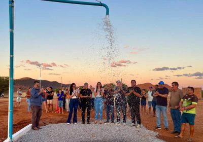 Prefeita de Lagoa Grande inaugura novo sistema de abastecimento no Açude Saco II Prefeita de Lagoa Grande inaugura novo sistema de abastecimento no Açude Saco II