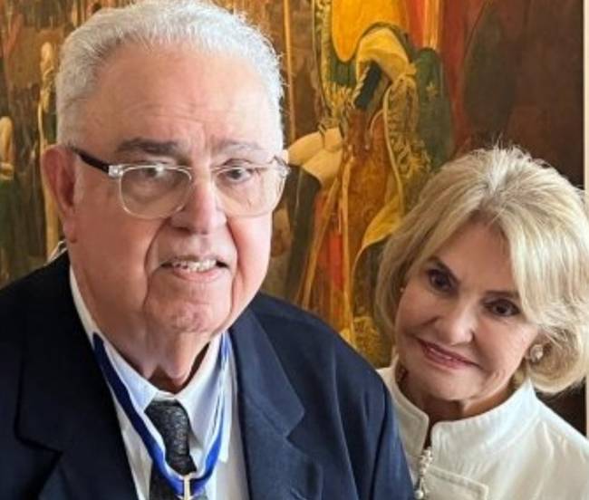 Sindilojas presta homenagem ao Dr. Augusto em celebração aos seus 90 anos