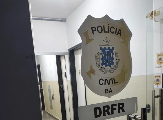 Terceirizado é indiciado pela Polícia Civil por furtos e gravações indevidas de cadáveres no IML de Juazeiro (BA)
