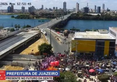 Trânsito caótico bloqueia vias principais de Juazeiro (BA) no feriado de 7 de setembro Trânsito caótico bloqueia vias principais de Juazeiro (BA) no feriado de 7 de setembro
