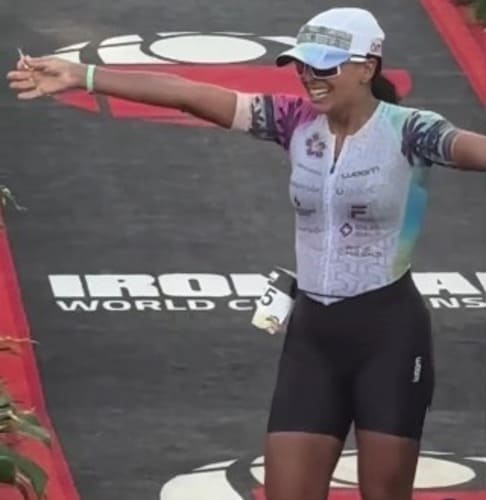 Ana Augusta fica entre as melhores no Mundial de Ironman no Havaí
