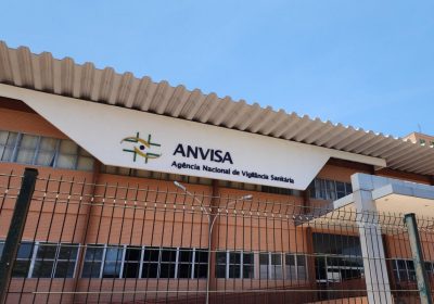 Anvisa autoriza a regularização de cosméticos feitos artesanalmente Anvisa autoriza a regularização de cosméticos feitos artesanalmente