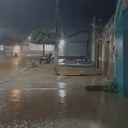 Chegada das chuvas é comemorada em festa pela comunidade rural de Casa Nova