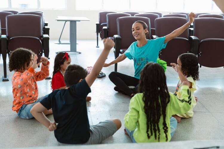 Curso gratuito de teatro para crianças com autismo será oferecido em Juazeiro