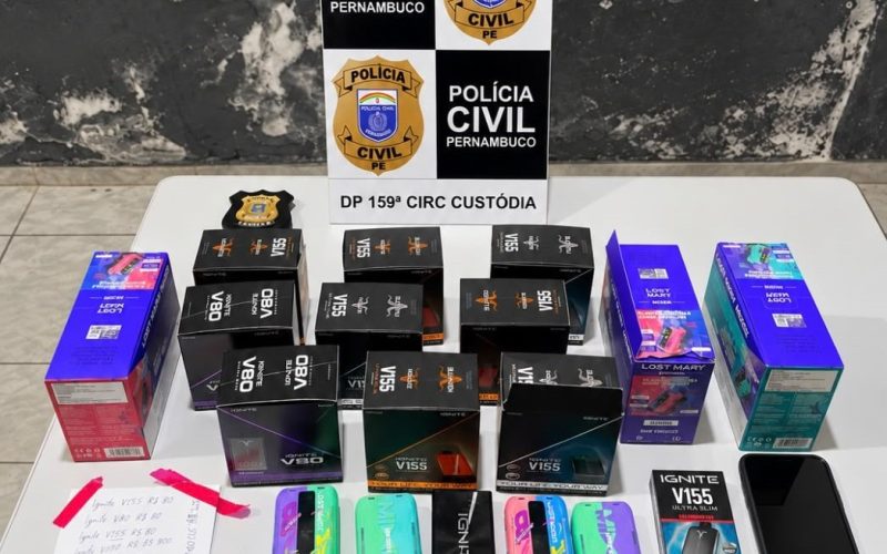 Homem é preso por vender cigarros eletrônicos a adolescentes perto de escola estadual em Custódia (PE)