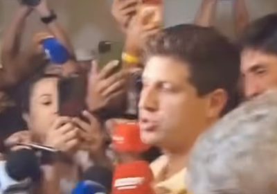 João Campos se pronuncia pela primeira vez após resultado das eleições em coletiva de imprensa. João Campos se pronuncia pela primeira vez após resultado das eleições em coletiva de imprensa.