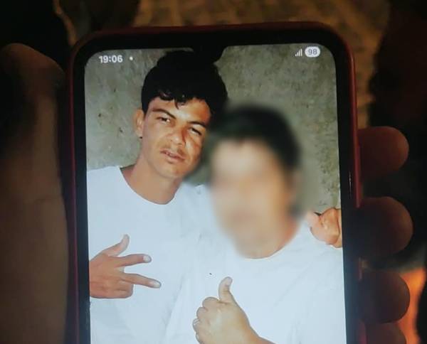 Motociclista sofre ferimentos graves em colisão com caminhão no Pedra Linda