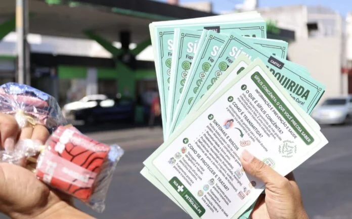 Petrópolis leva campanha de prevenção à sífilis para as ruas da cidade