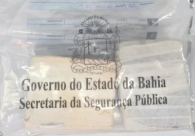 Polícia intercepta 1kg de substância suspeita em micro-ônibus em Senhor do Bonfim (BA)