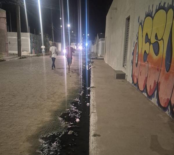 Problema de esgoto no Jardim São Paulo incomoda residentes